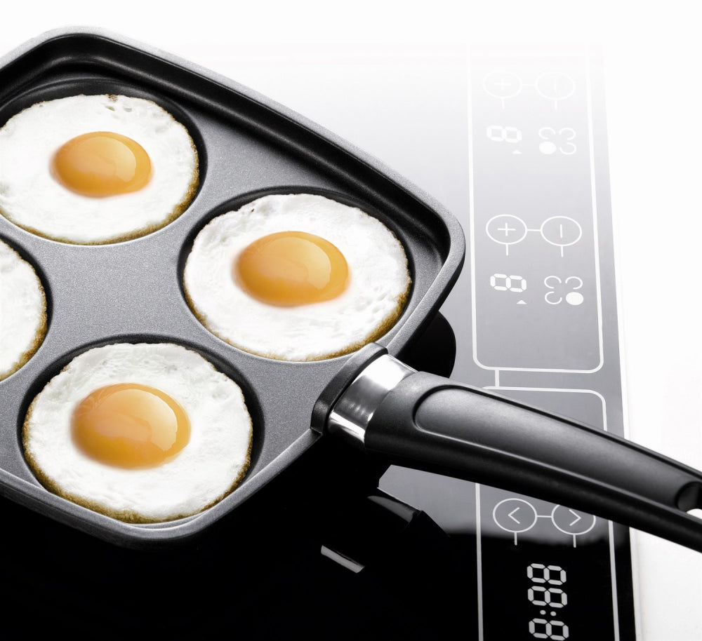 Stegepande til blinis, spejlæg eller hakkebøffer